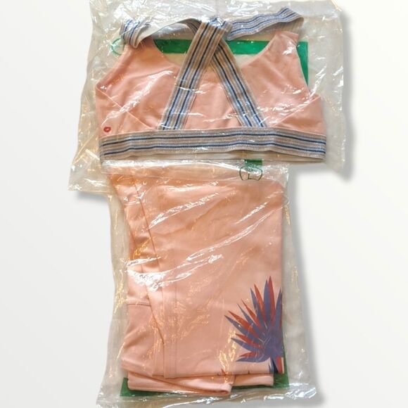 Wildfox SET Sasha Bra and Maci Legging - Picture 12 of 13